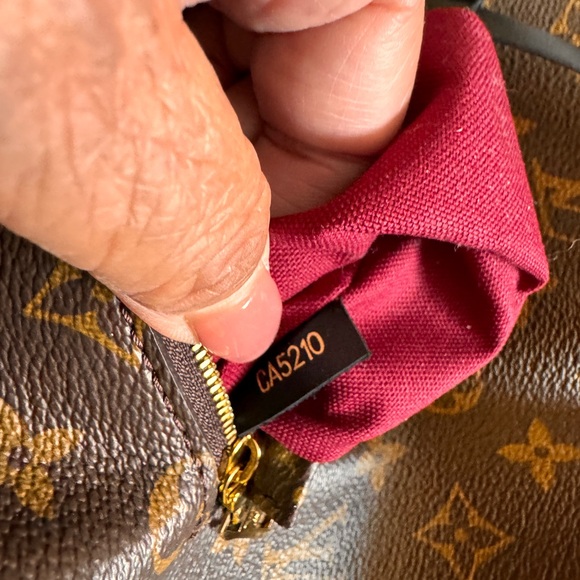 Authentic Louis Vuitton Montsouris bagpack - Picture 11 of 11